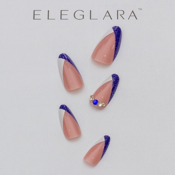 The main photo of eleglara almond shape press on nails item 0381. Almond shape, white blue tips. Mature and elegant.